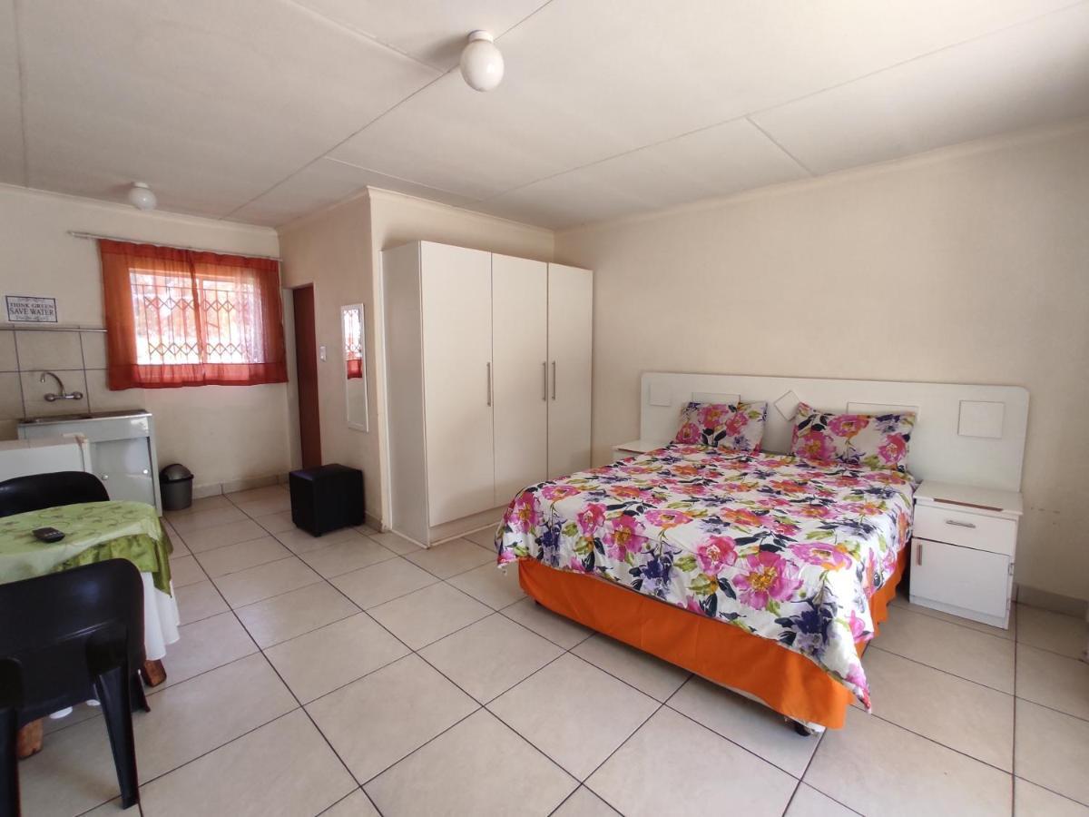 La Fiance Village Polokwane Exterior photo